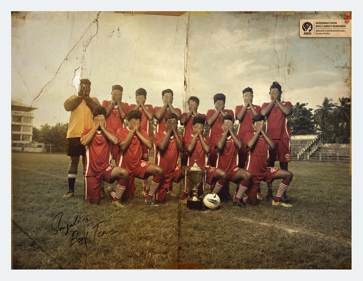 Alzheimer Football team Group Picture